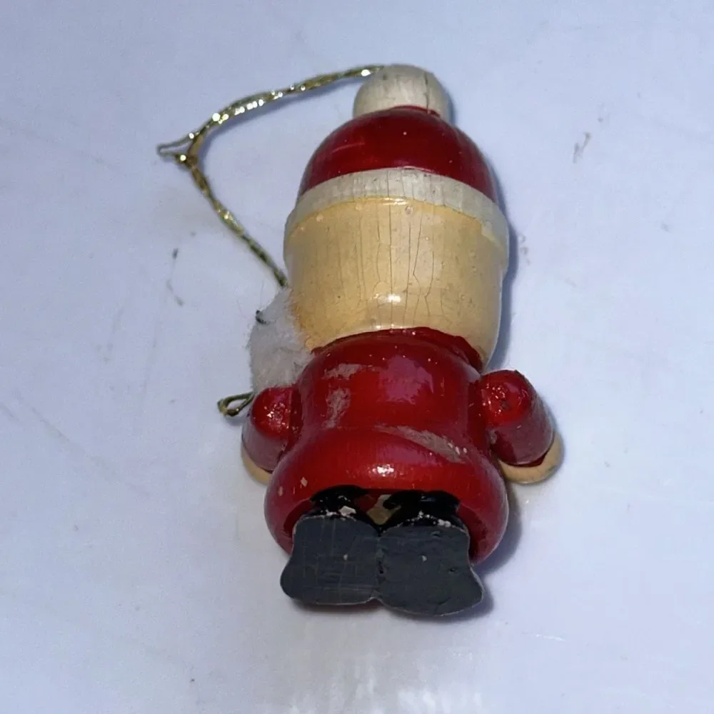 Lot of‎ 3 small Santa Claus ornaments & figurine